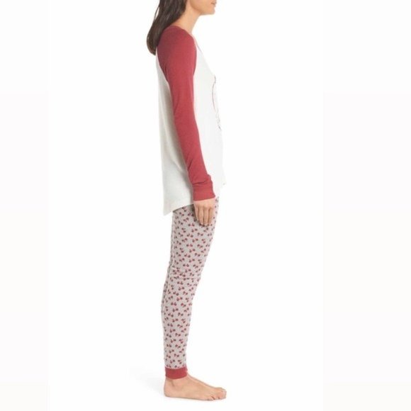 Make+Model Pajama Set Holiday Burgundy Berry Presents Christmas Size L NWT - Picture 4 of 9